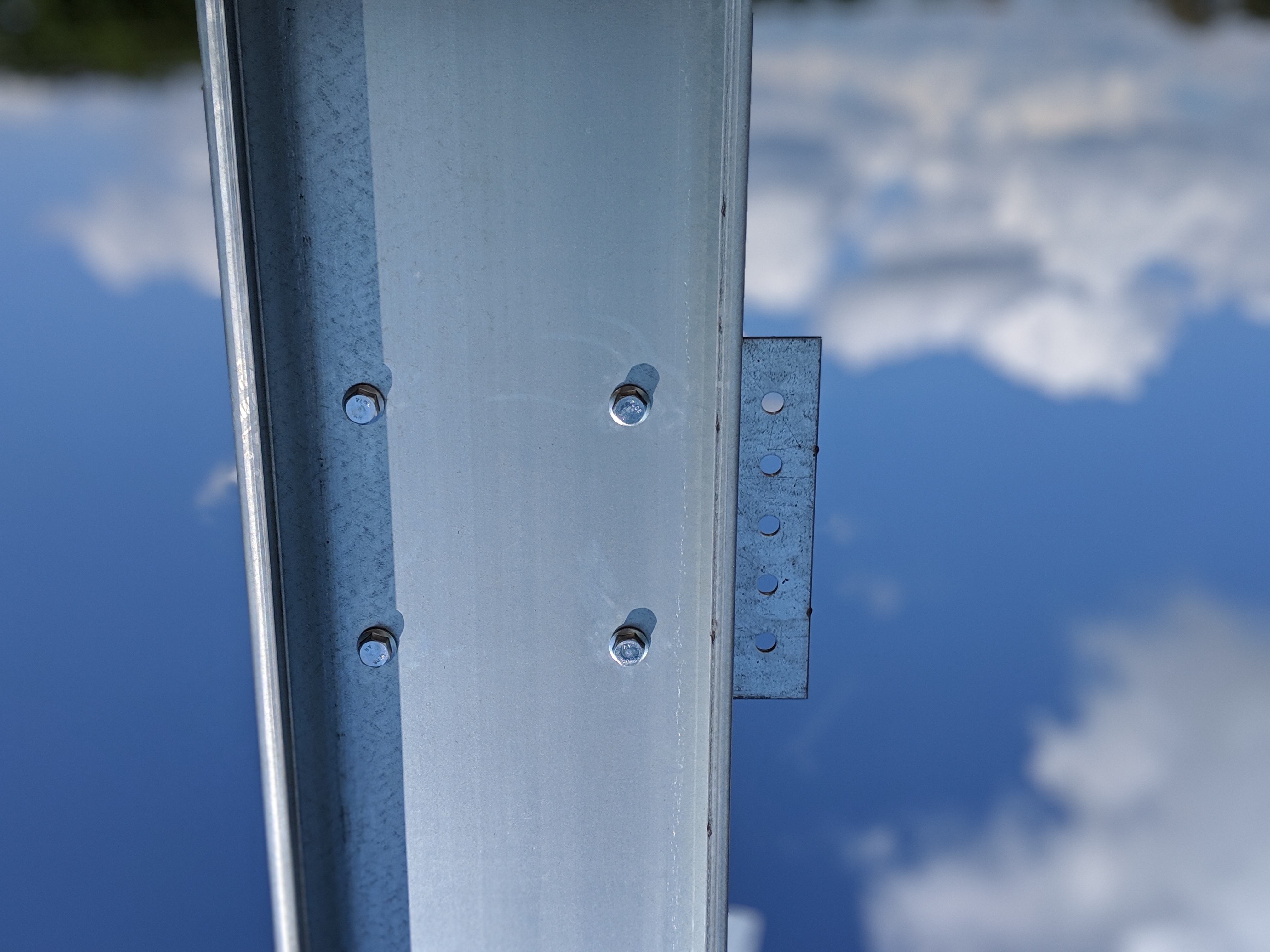 Mezzanine Column Single z